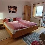 Haus Barbara Bed & Breakfast 3*