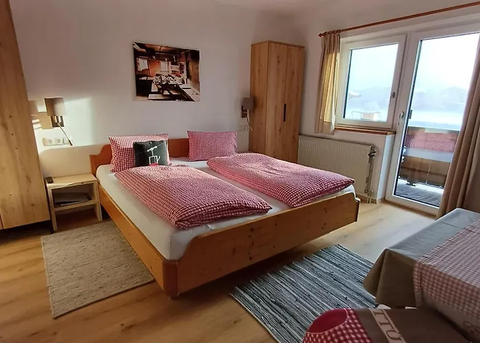 Haus Barbara Bed & Breakfast 3*